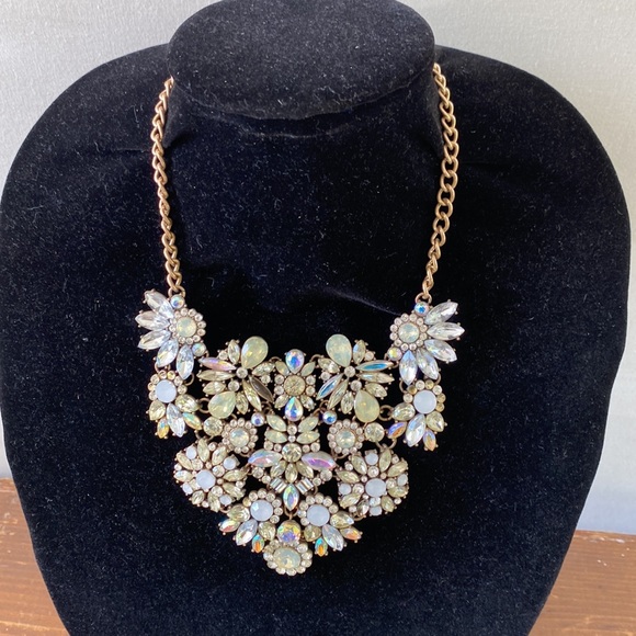 Vintage Jewelry Goldtone White And Iridescent Rhinestone Necklace